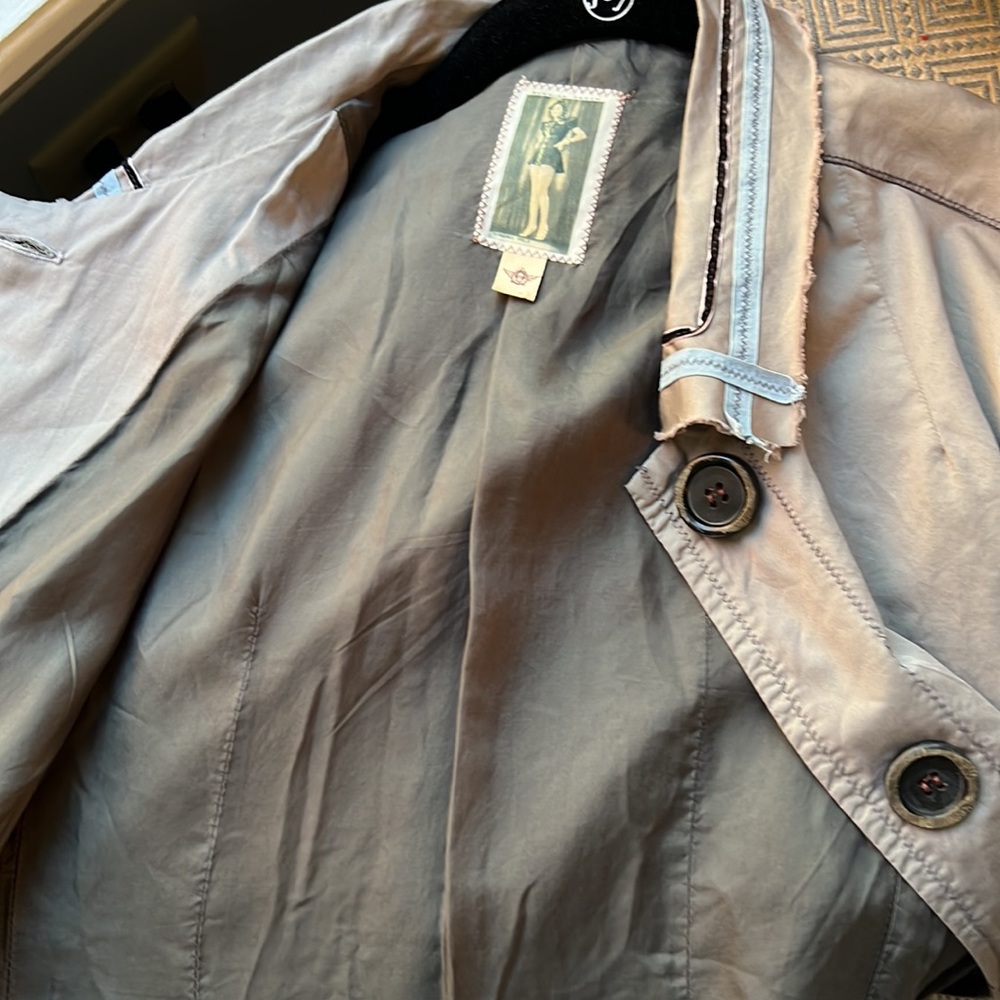 BURNING TORCH BY KARYN KRAVEN JACKET GRAY WITH LIGHT BLUE ACCENTS - Picture 6 of 9